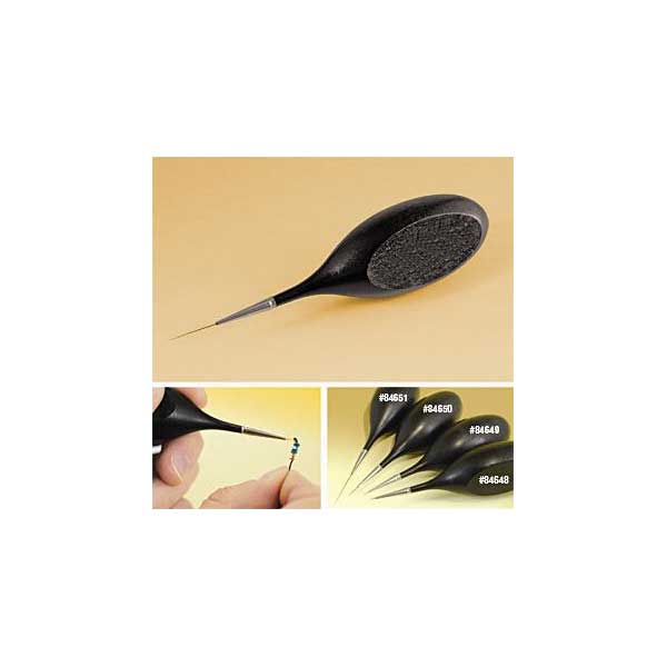 30/0 #25 Micro-Miniature Striping Brush