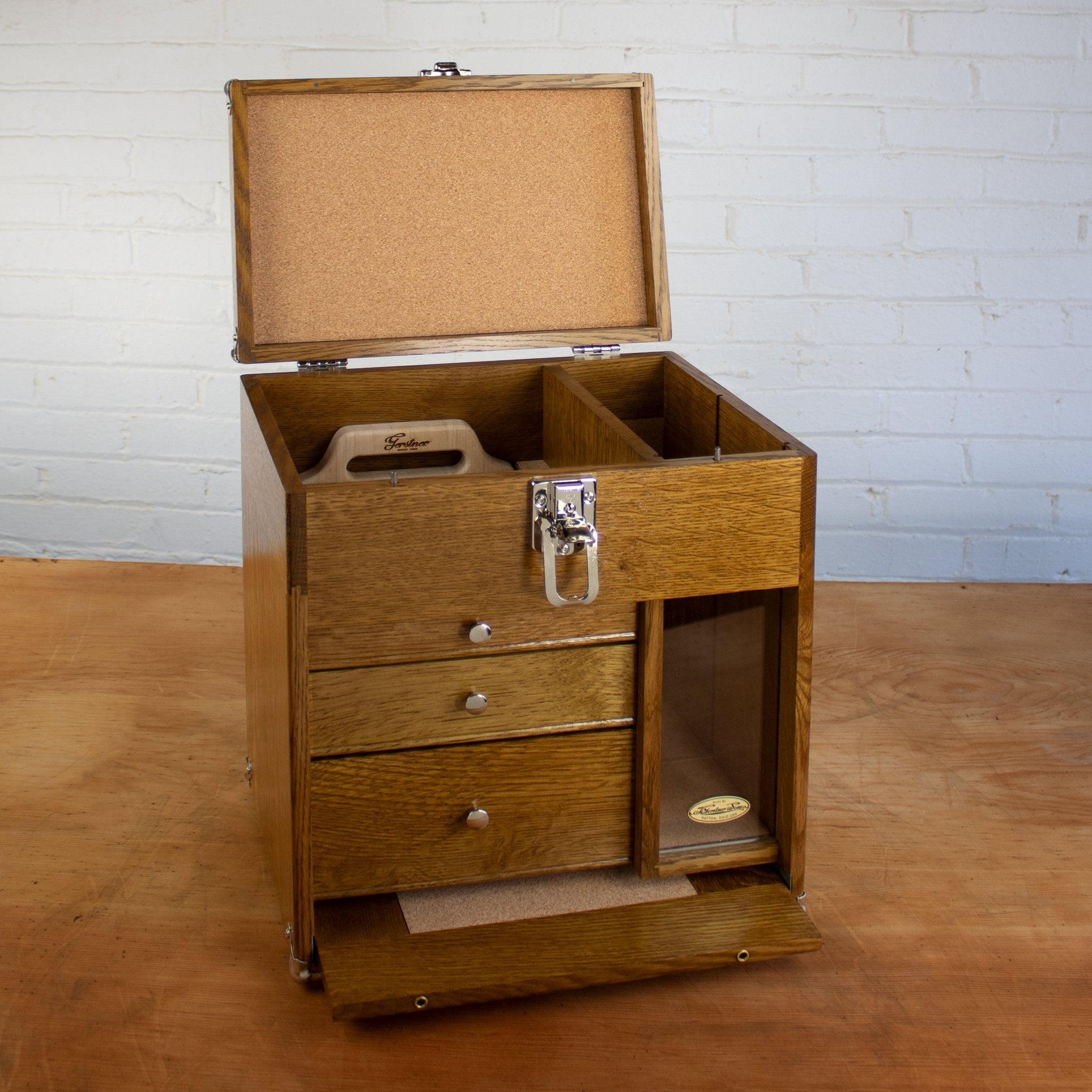 Gerstner USA Aficionado Travel Bar with Cutting Board