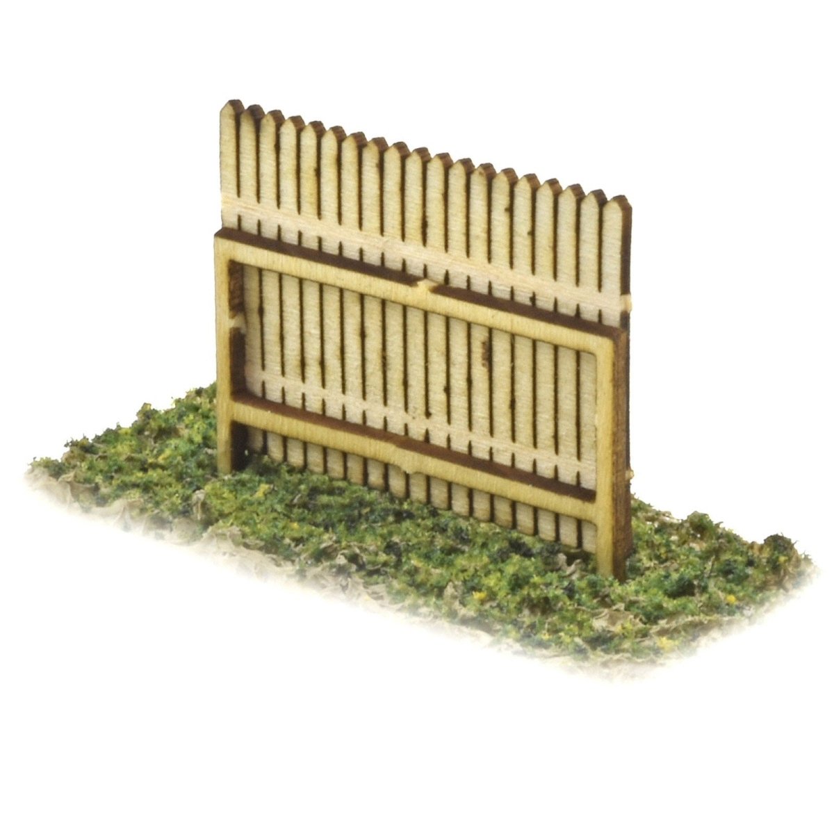 Picket Fencing for O Scale Model Railroads by Scientific